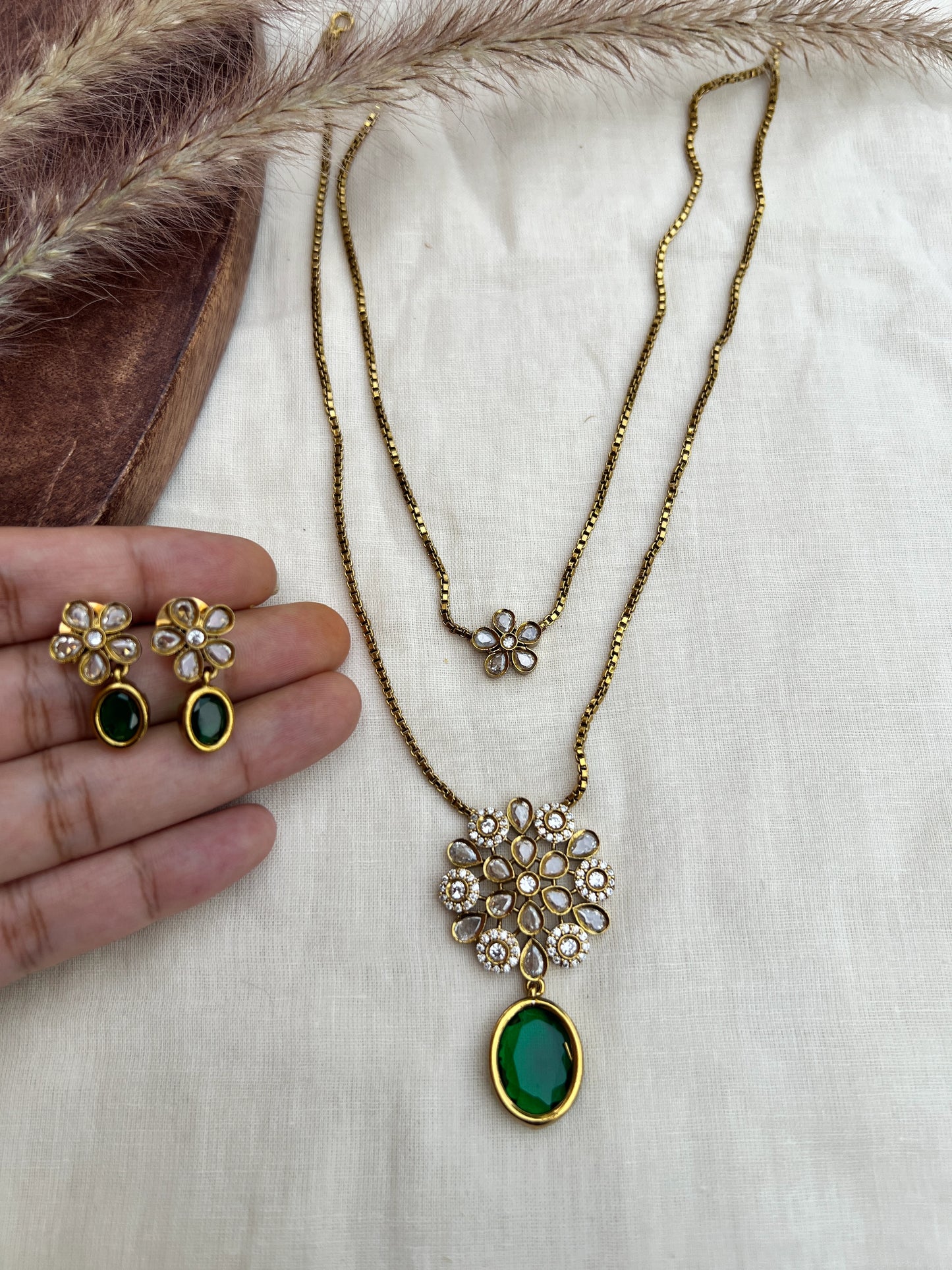 Multi layer set