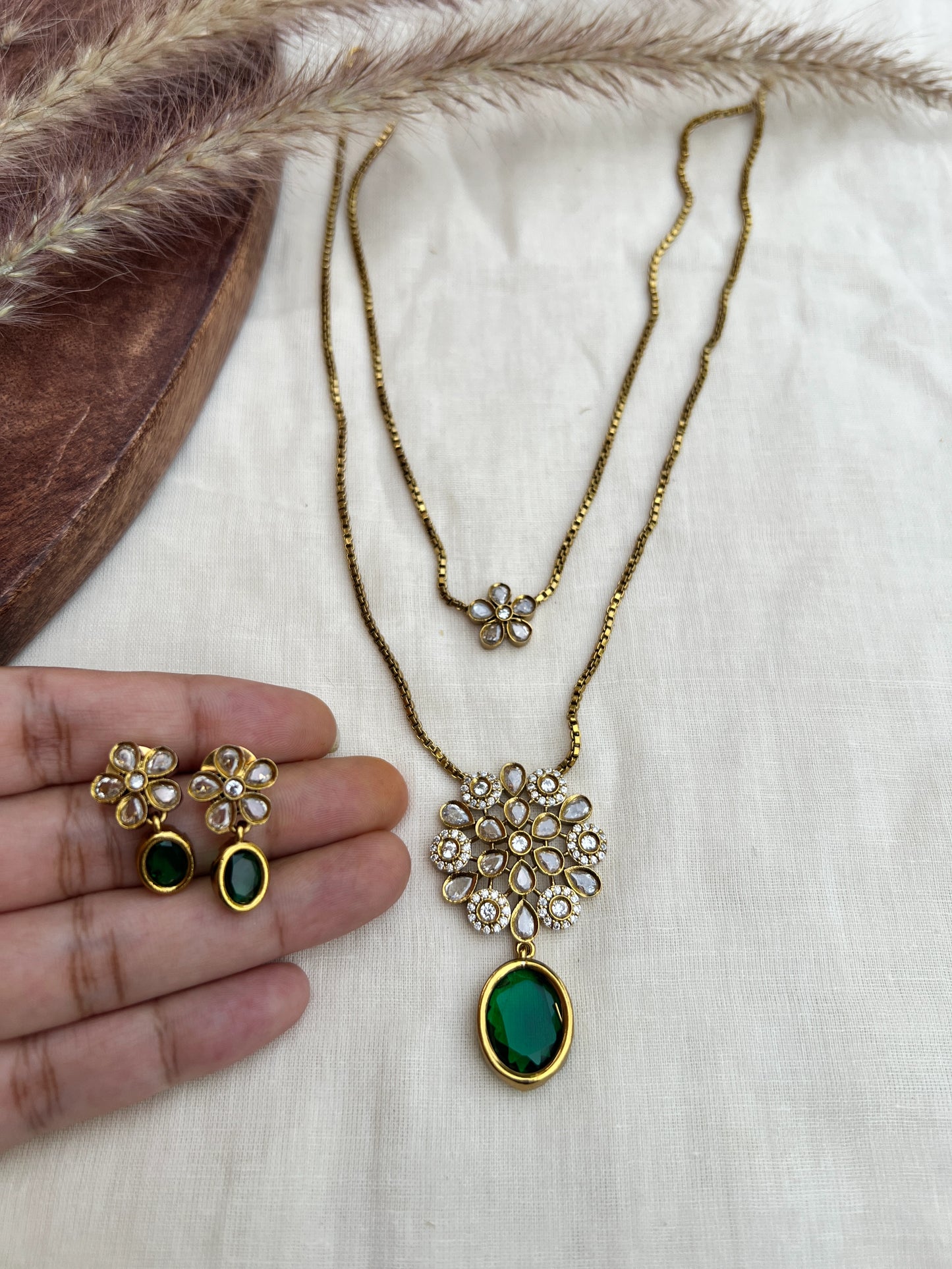 Multi layer set