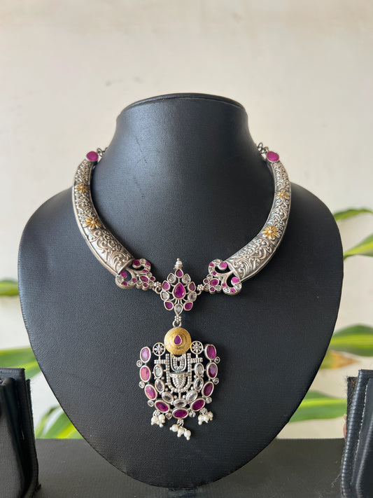 Dual tone necklace