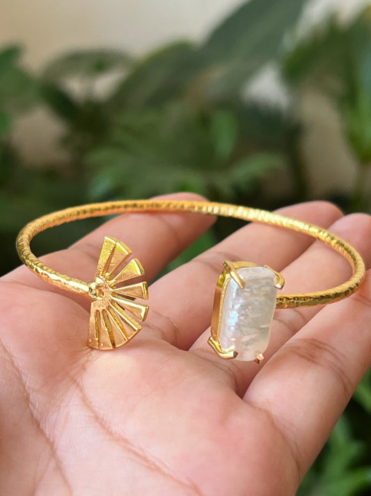 Stone bracelet