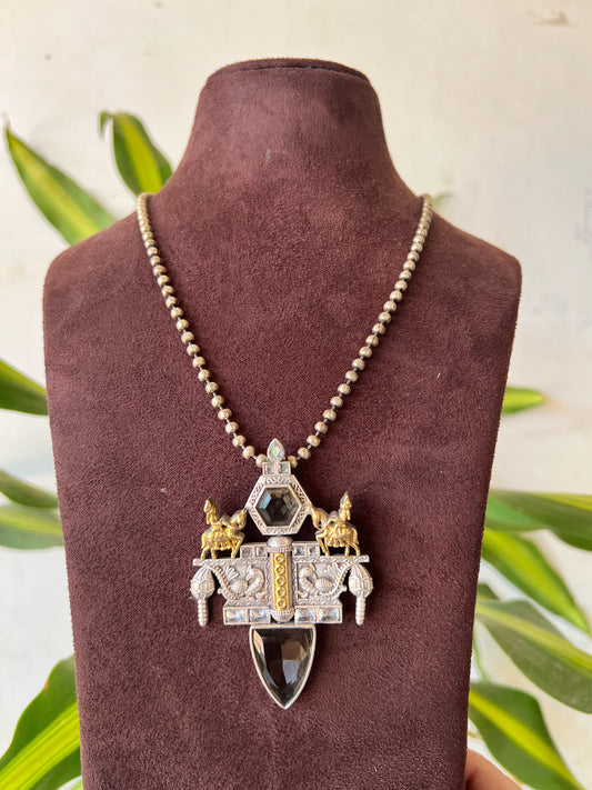 Dual tone necklace