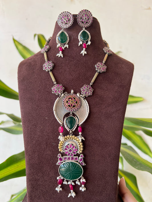 Dual tone necklace