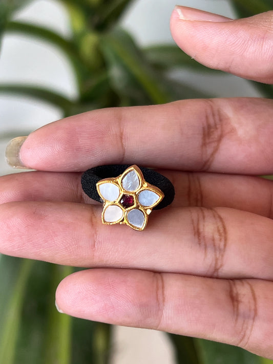 Jadau MOP red flower hair band