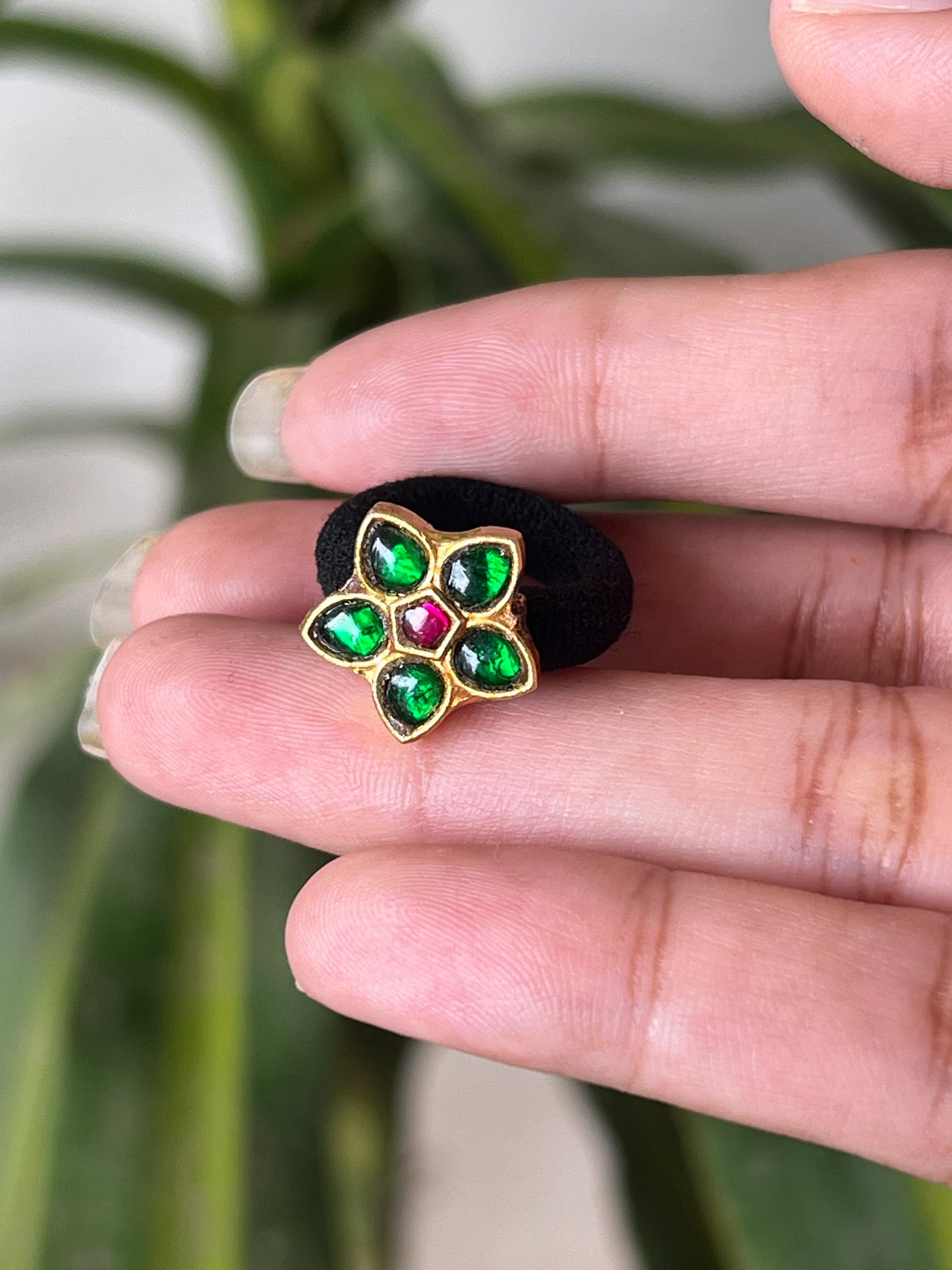 Jadau green flower hair band