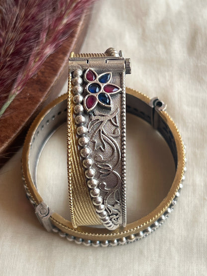 Dual tone bangles