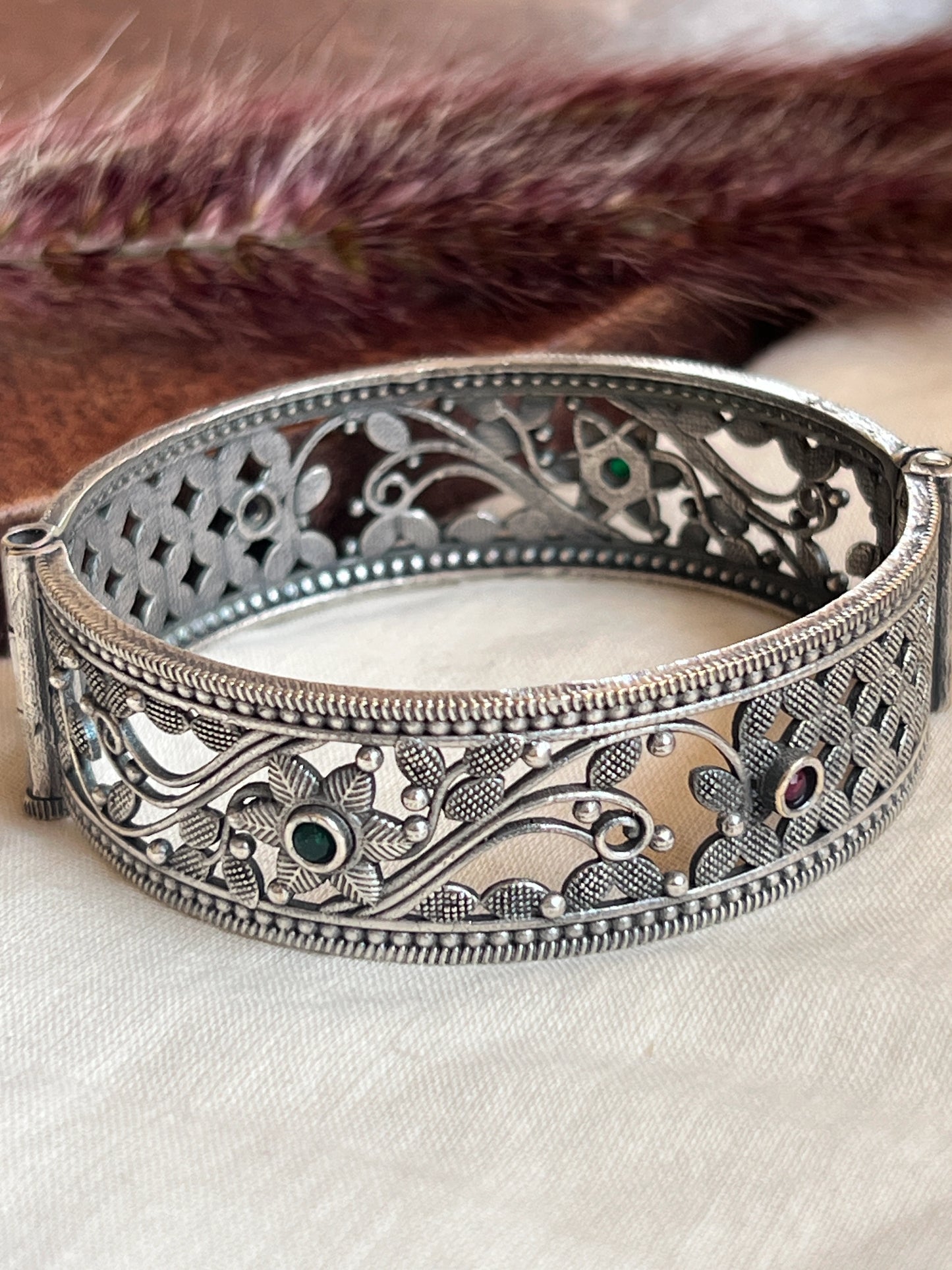 Oxidised bangles (green red)