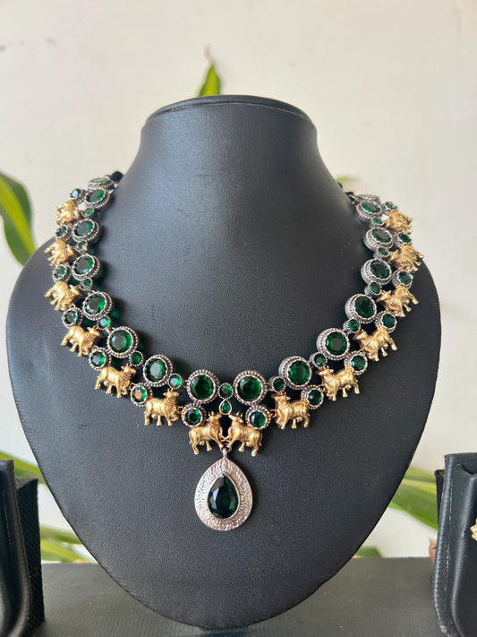 Dual tone necklace