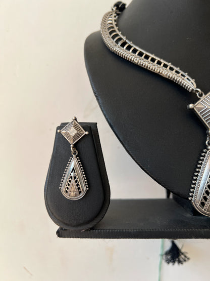 Oxidised semi hasli set