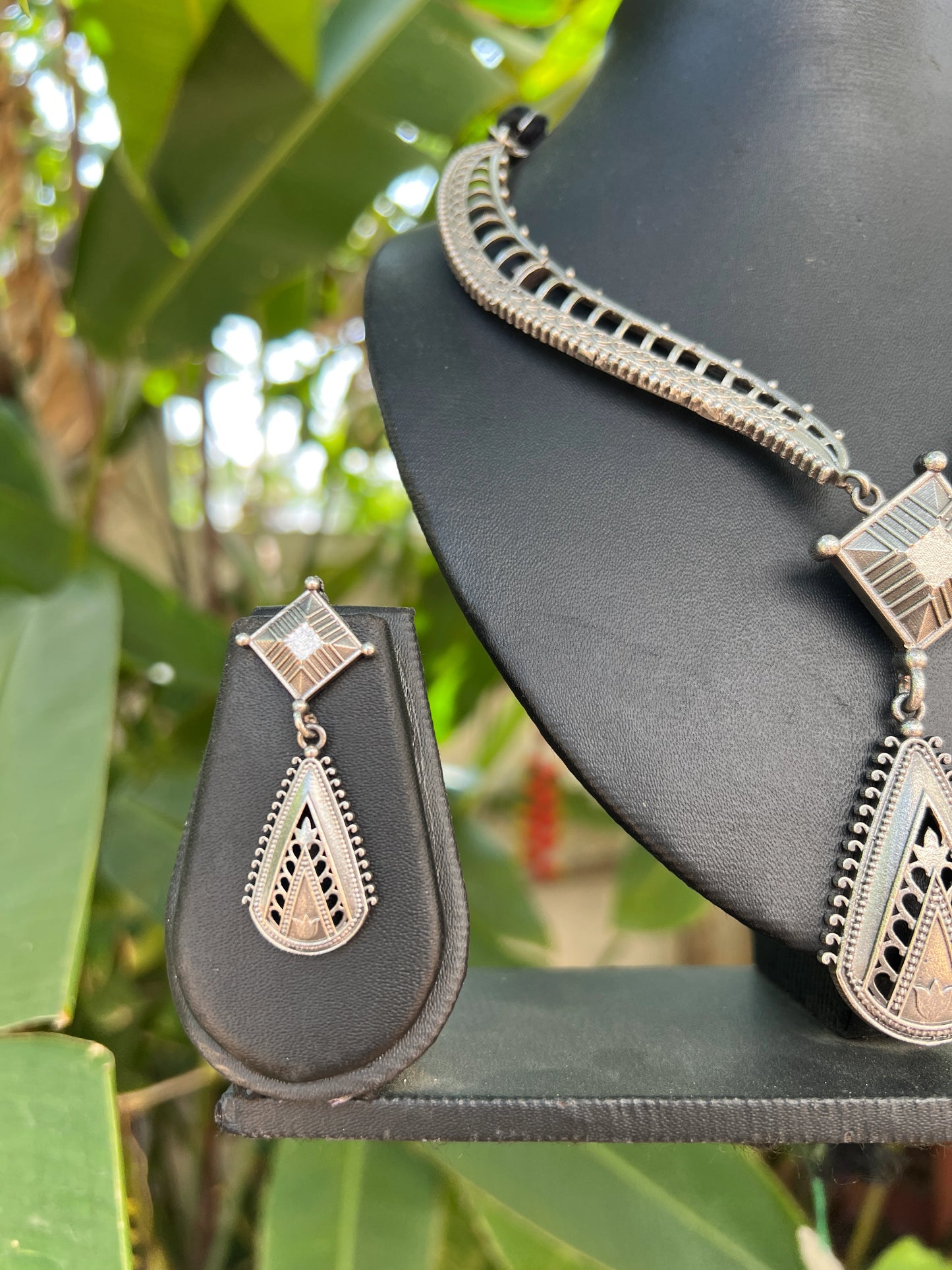 Oxidised semi hasli set