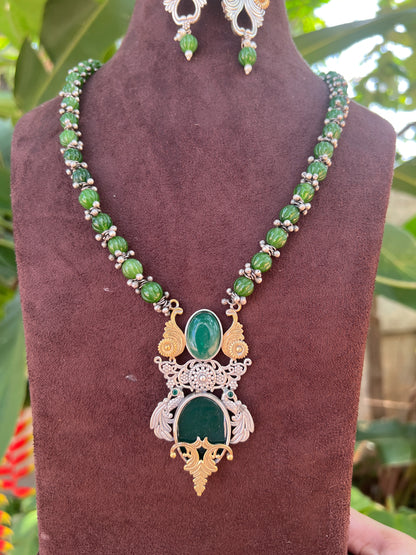 Dual tone green beaded necklace set