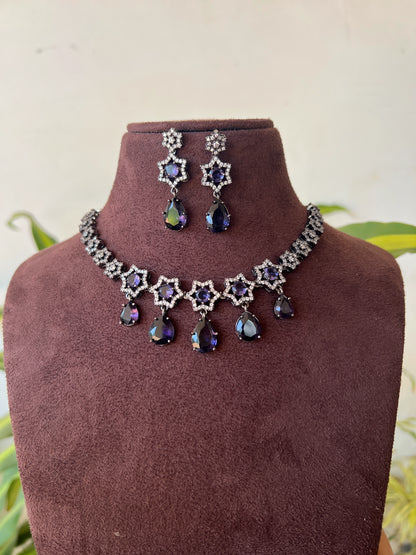 Ad necklace set