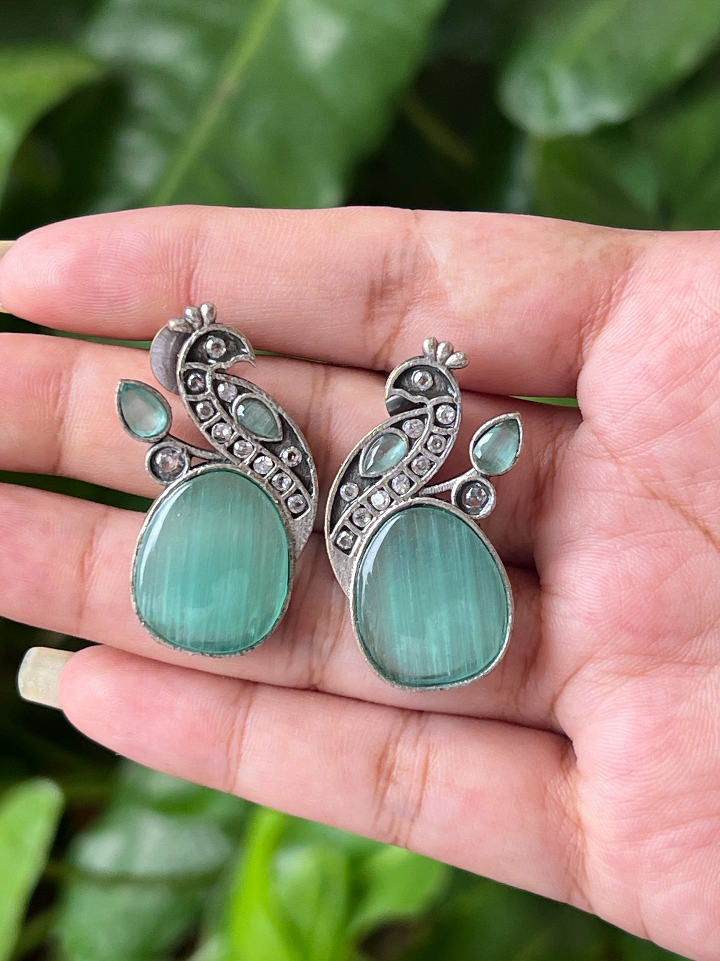 Mint stone earrings