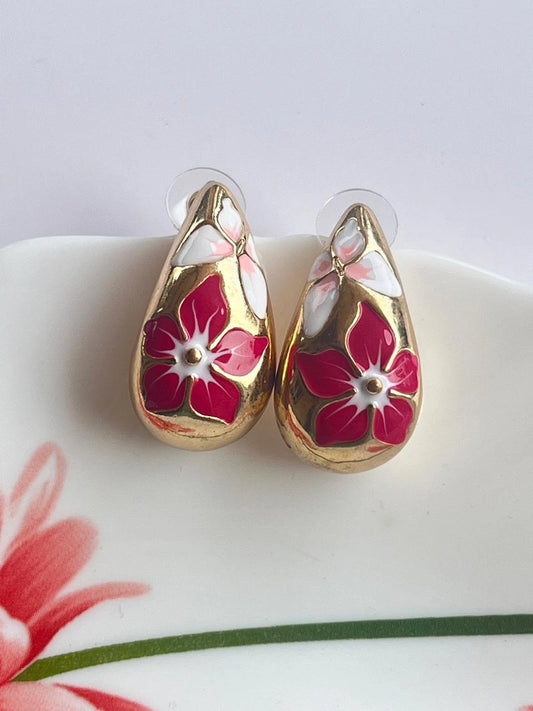 ear drop enamel red