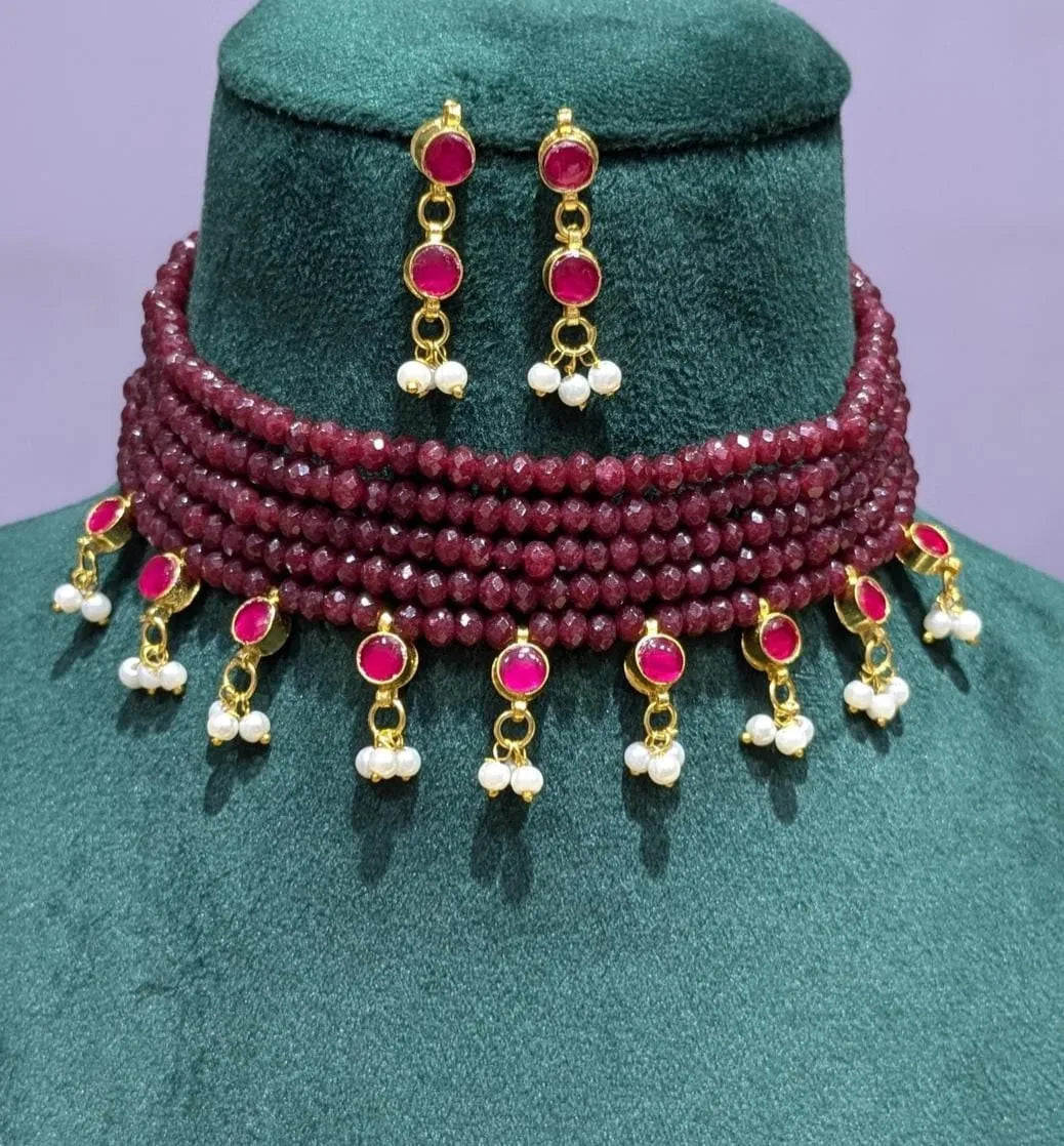 oynx beaded choker set