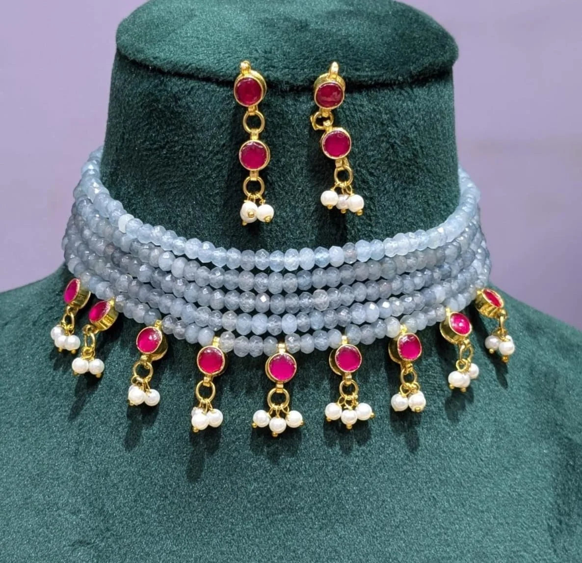 oynx beaded choker set
