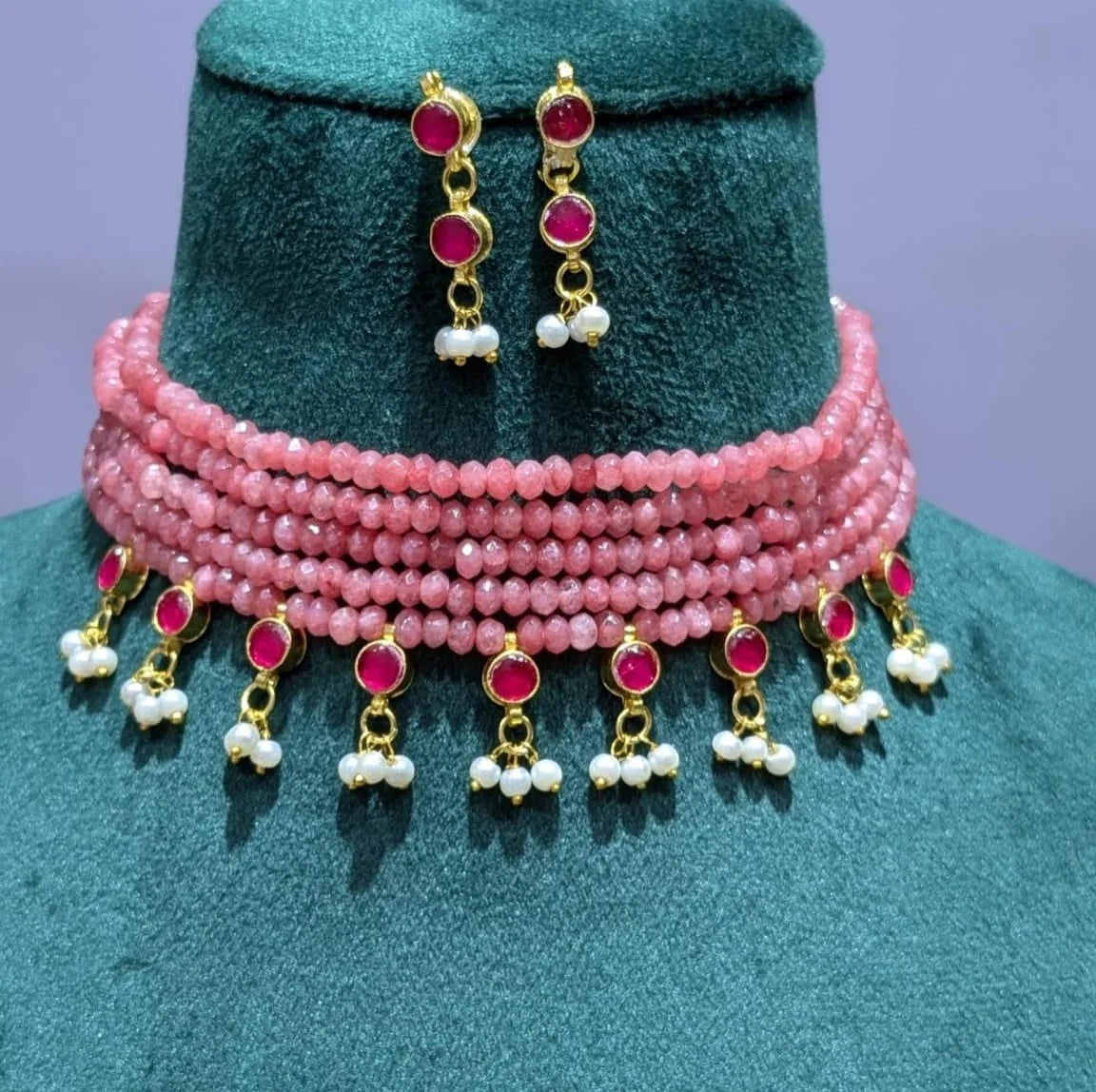 oynx beaded choker set