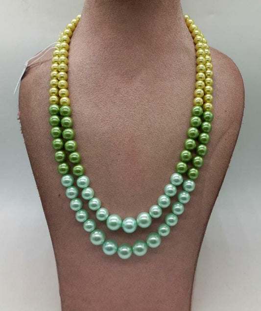 Shell pearl mala