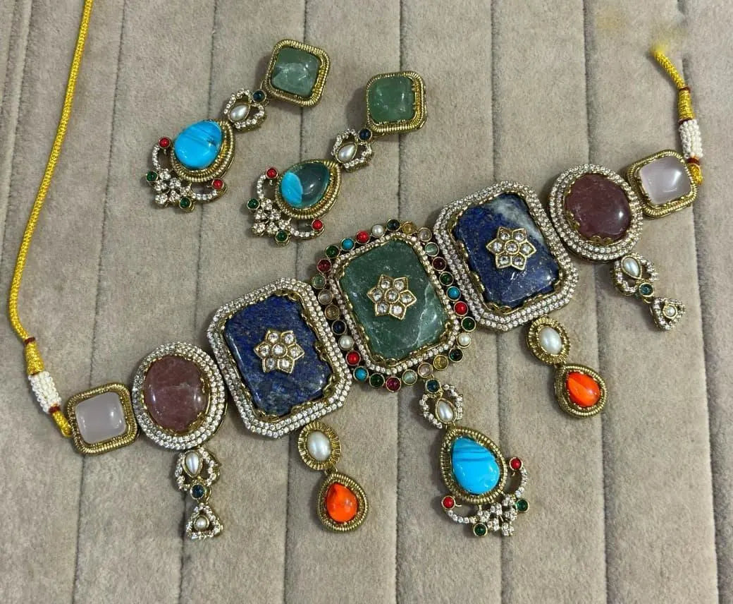 Stone Choker set