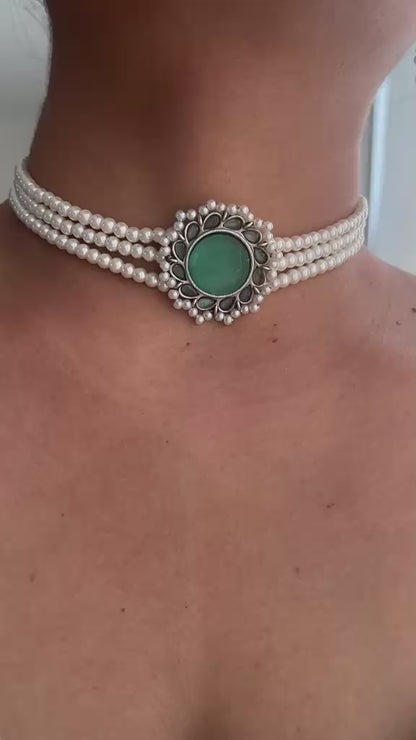 Oxidised pearl choker (mint)
