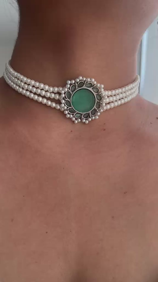 Oxidised pearl choker (mint)