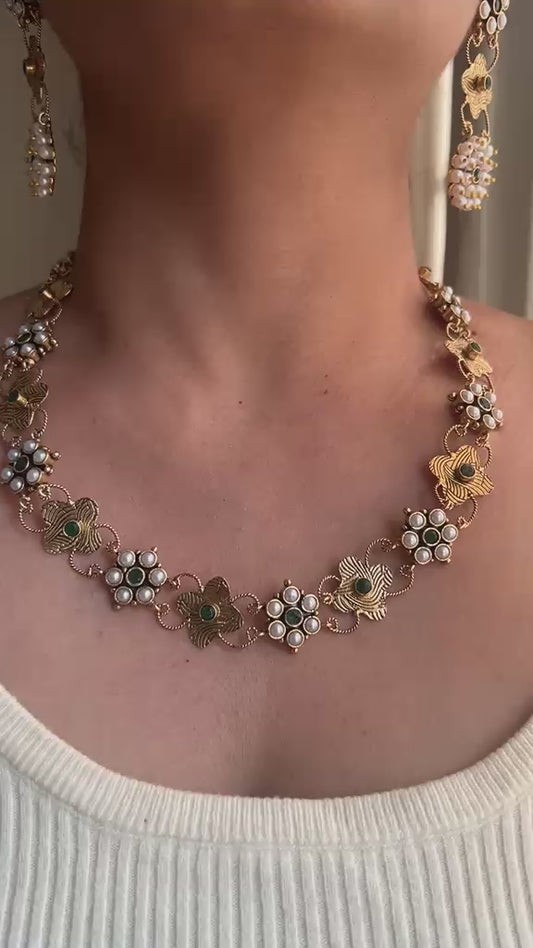 Single layer necklace set Green